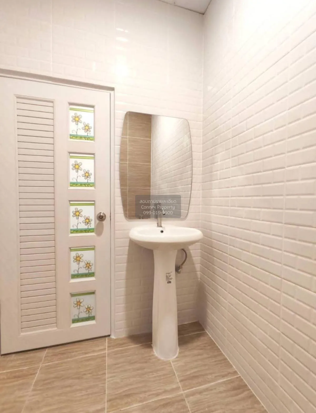 For Sale Townhouse/Townhome  , Baan Suan Number 5 , Tha Sai , Mue