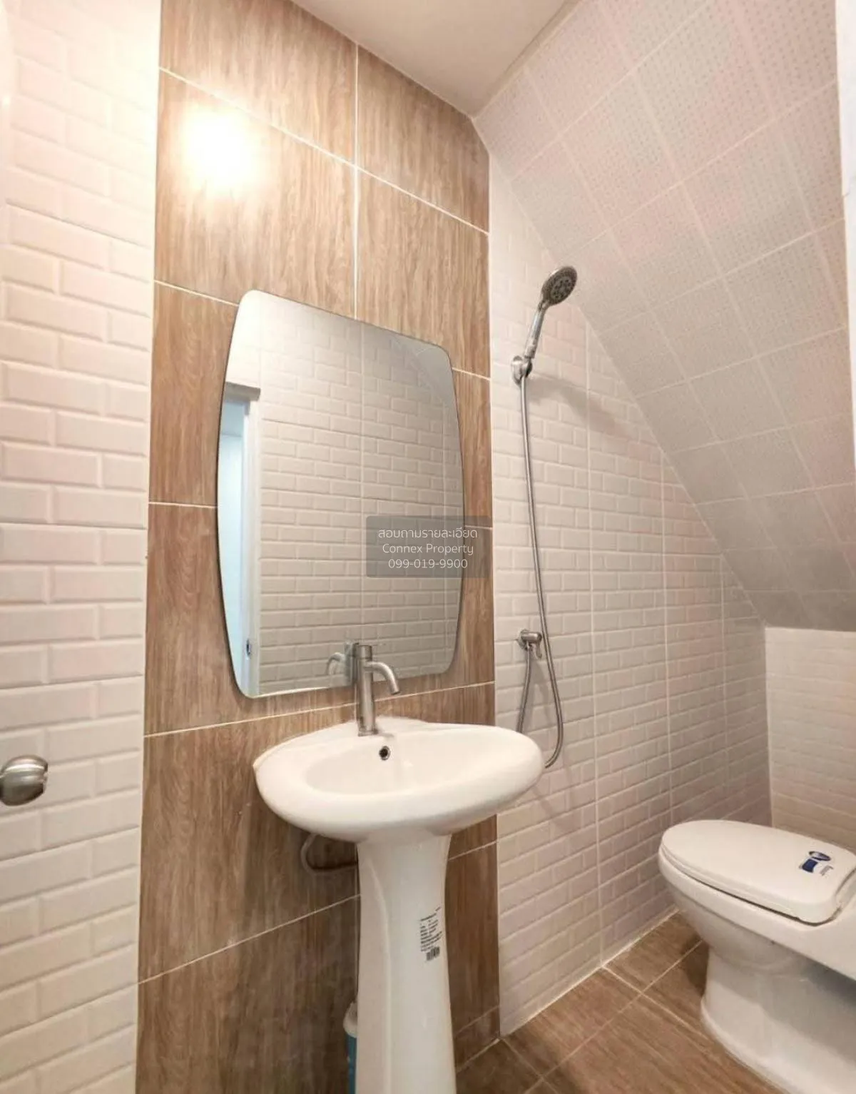 For Sale Townhouse/Townhome  , Baan Suan Number 5 , Tha Sai , Mue