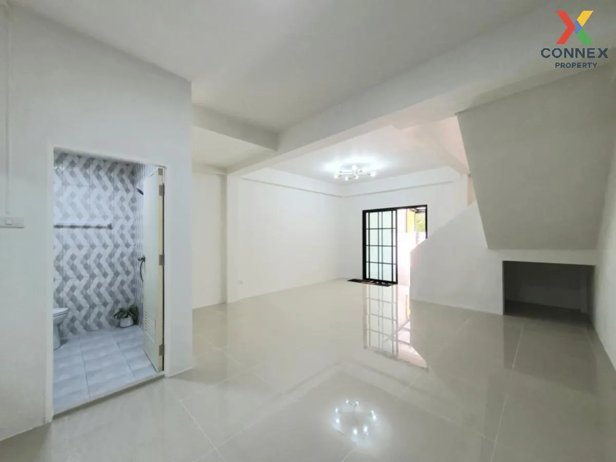 ขายทาวน์เฮ้าส์/ทาวน์โฮม  แสนสุขวิลล่า ห้วยกะปิ รีโนเวทใหม่ ห้วยกะ