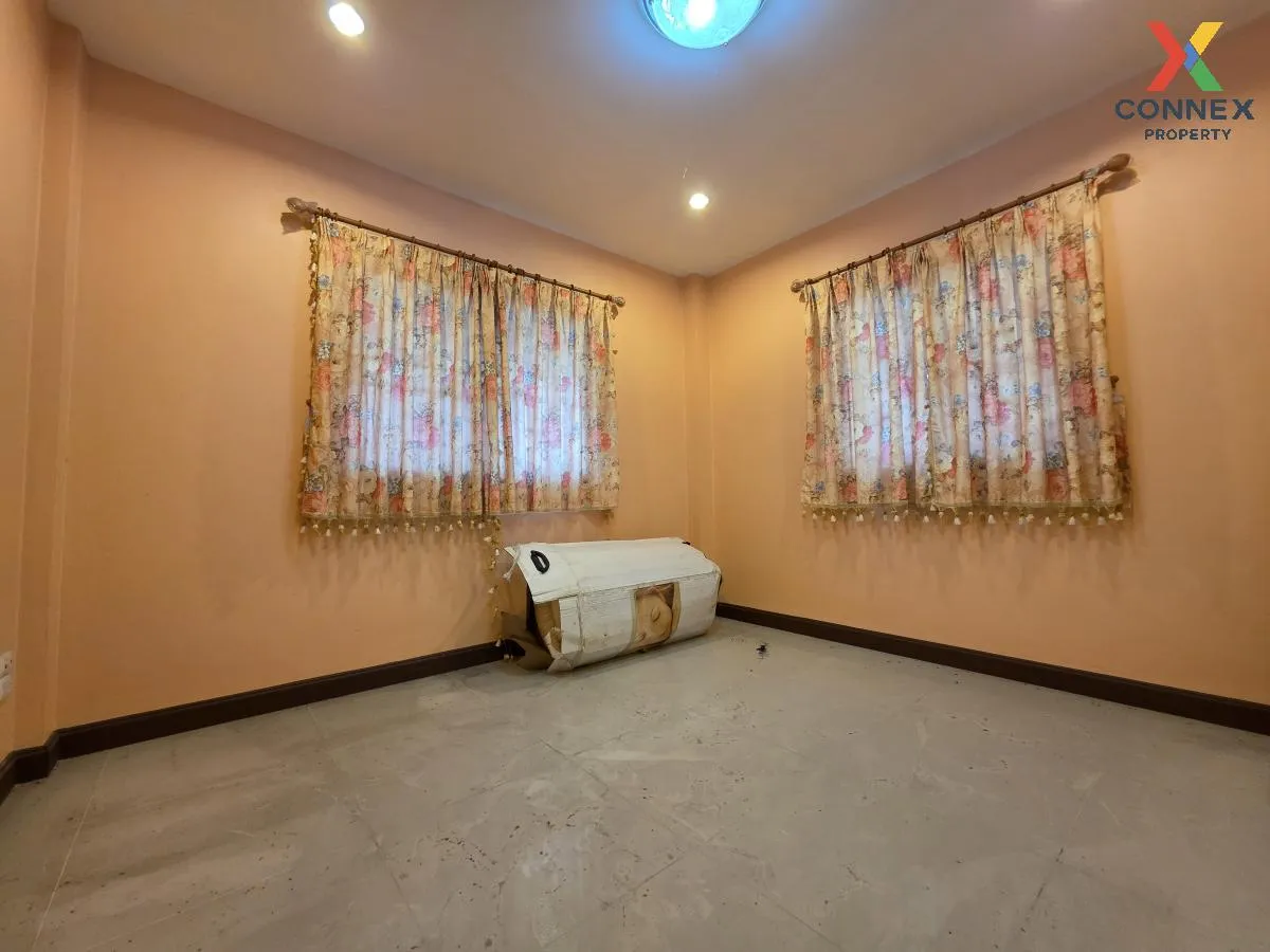 ขายบ้าน  บ้านอิ่มอัมพร 2 รีโนเวทใหม่ บางเชือกหนัง เขต ตลิ่งชัน กร