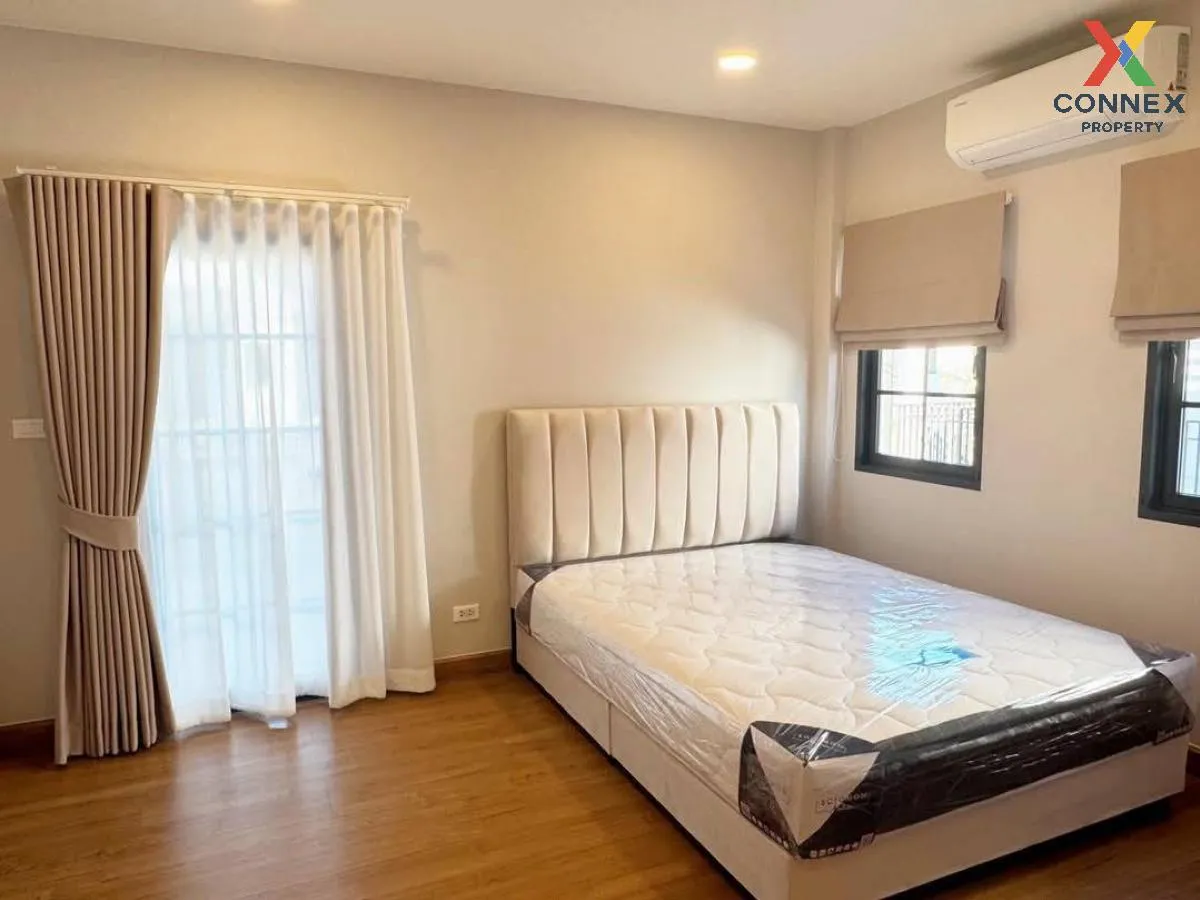 For Rent House , Centro Bangna , wide frontage , Bang Kaeo , Bang