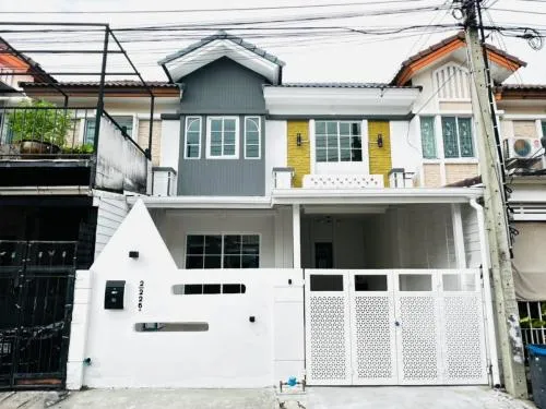 For Sale Townhouse/Townhome  , Pruksa Ville 37 Watcharapol - Permsin , newly renovated , Sai Mai , Sai Mai , Bangkok , CX-118511