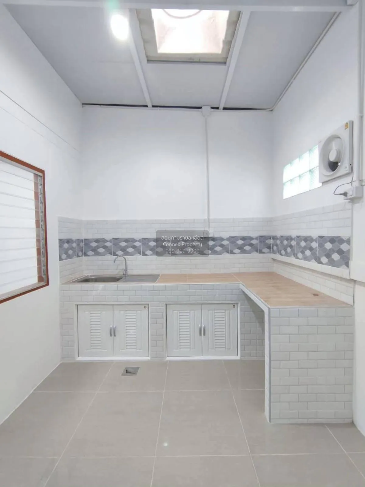 For Sale Townhouse/Townhome  , Omnoi Nakhon , newly renovated , O