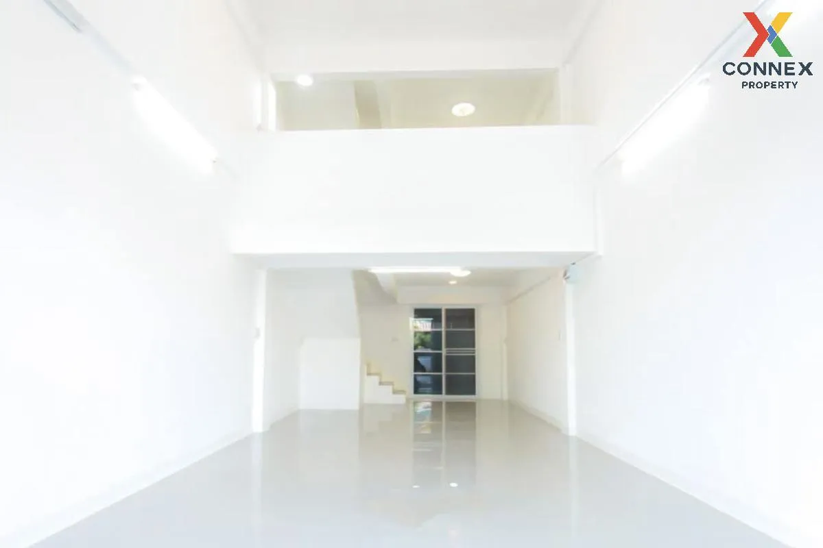 ขายอาคารพาณิชย์ 3 ชั้น 182 ตรม. กว้างมาก ๆ รีโนเวทใหม่ เขต บึงกุ่ 3