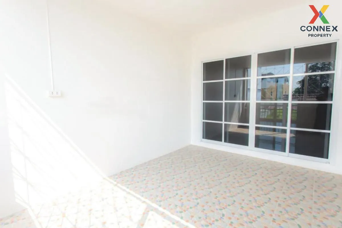 ขายอาคารพาณิชย์ 3 ชั้น 182 ตรม. กว้างมาก ๆ รีโนเวทใหม่ เขต บึงกุ่ 4