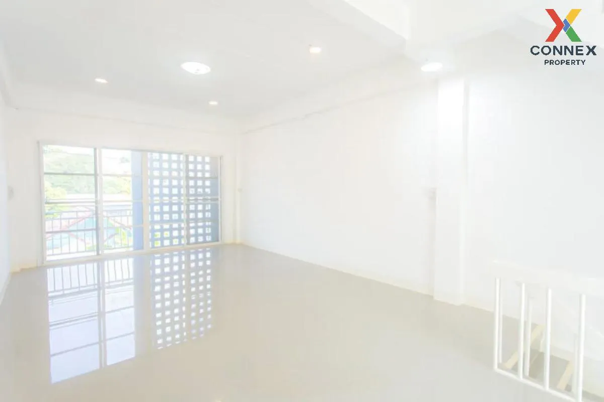 ขายอาคารพาณิชย์ 3 ชั้น 182 ตรม. กว้างมาก ๆ รีโนเวทใหม่ เขต บึงกุ่