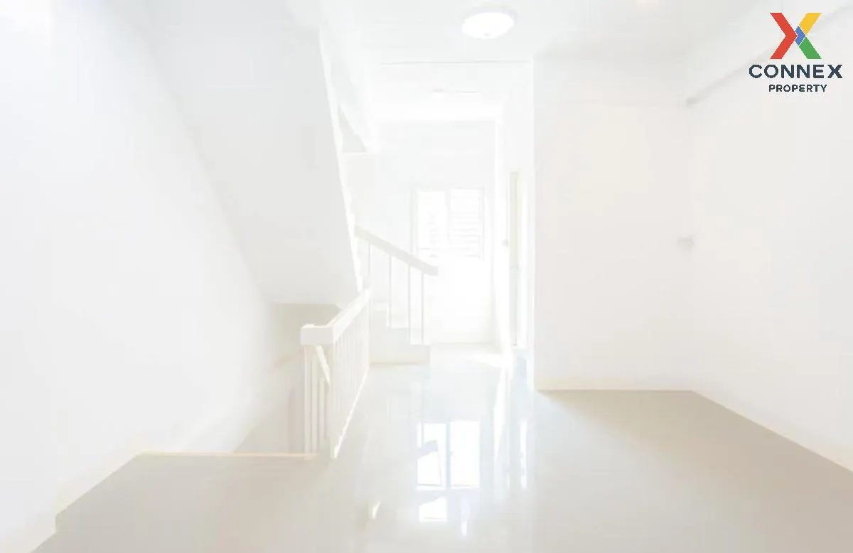 ขายอาคารพาณิชย์ 3 ชั้น 182 ตรม. กว้างมาก ๆ รีโนเวทใหม่ เขต บึงกุ่