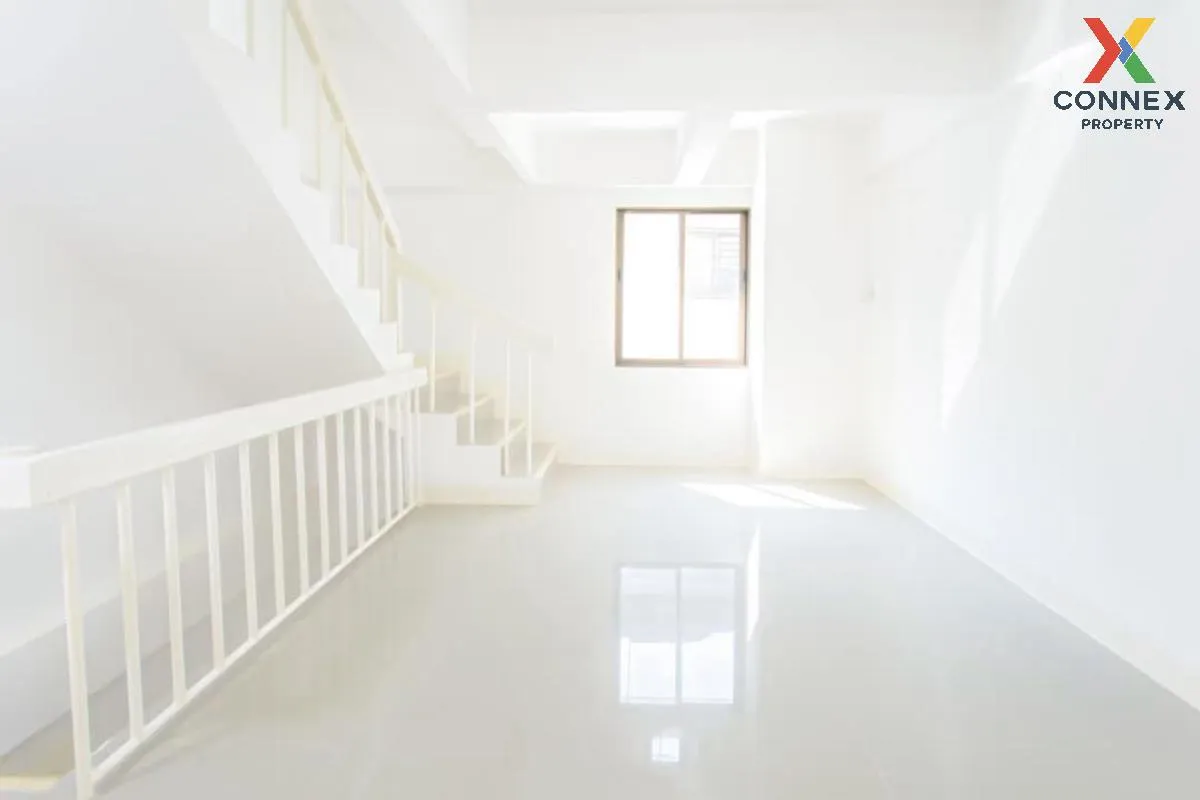 ขายอาคารพาณิชย์ 3 ชั้น 182 ตรม. กว้างมาก ๆ รีโนเวทใหม่ เขต บึงกุ่