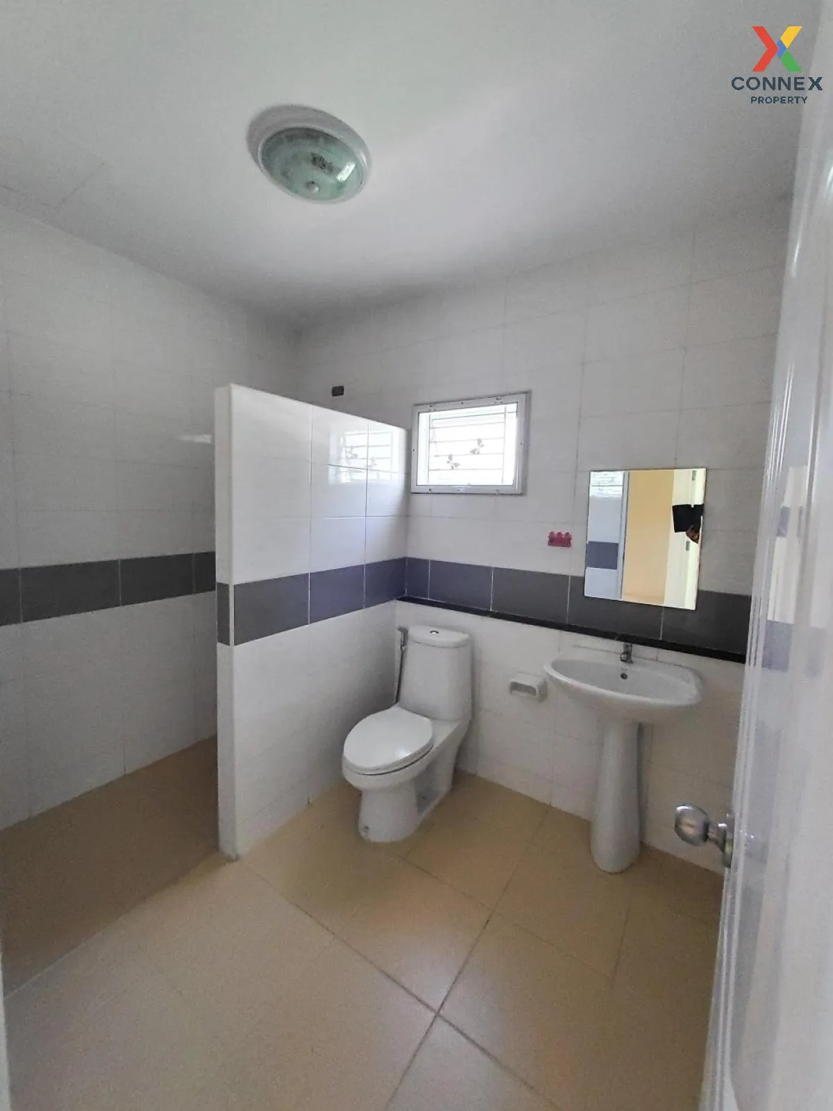 ขายทาวน์เฮ้าส์/ทาวน์โฮม  ชาญสมร ฮิลล์ บ่อวิน-อมตะซิตี้ บ่อวิน ศรี ขายทาวน์เฮ้าส์/ทาวน์โฮม  ชาญสมร ฮิลล์ บ่อวิน-อมตะซิตี้ บ่อวิน ศรี