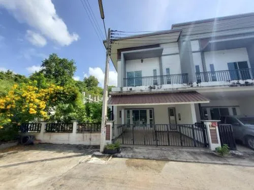 For Sale Townhouse/Townhome  ,  Chansamorn Hill, Bo Win-Amata City , Bo Win , Si Racha , Chon Buri , CX-118533 For Sale Townhouse/Townhome  ,  Chansamorn Hill, Bo Win-Amata City , Bo Win , Si Racha , Chon Buri , CX-118533