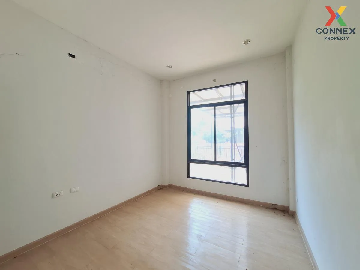 ขายทาวน์เฮ้าส์/ทาวน์โฮม  เดอะ เซ็นทรัล ทาวน์ บึง - ศรีราชา ห้องมุ