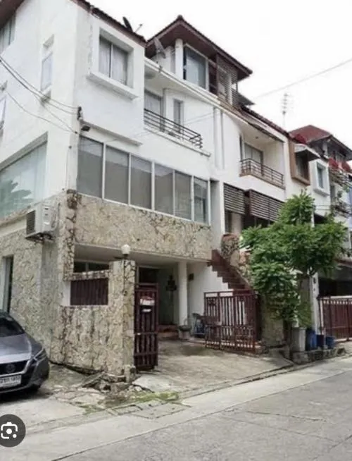 ขายทาวน์เฮ้าส์/ทาวน์โฮม  สินธานี รัชดา ลาดพร้าว 80 MRT-ลาดพร้าว 71 (สายสีเหลือง) วังทองหลาง เขต วังทองหลาง กรุงเทพ CX-118567