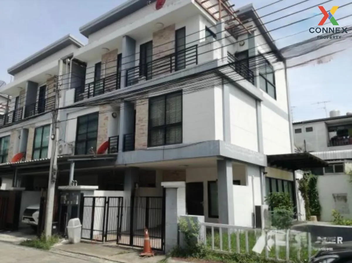 For Sale Townhouse/Townhome  , Merit Place Phase 3 , Khlong Chao  1