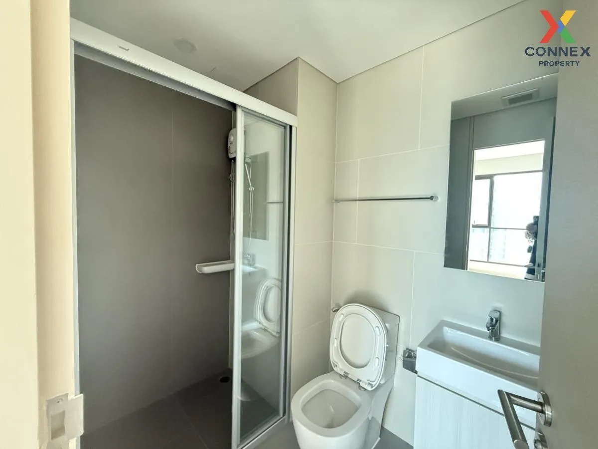 For Sale Condo , Lumpini Park Phahon 32 , nice view , high floor  For Sale Condo , Lumpini Park Phahon 32 , nice view , high floor