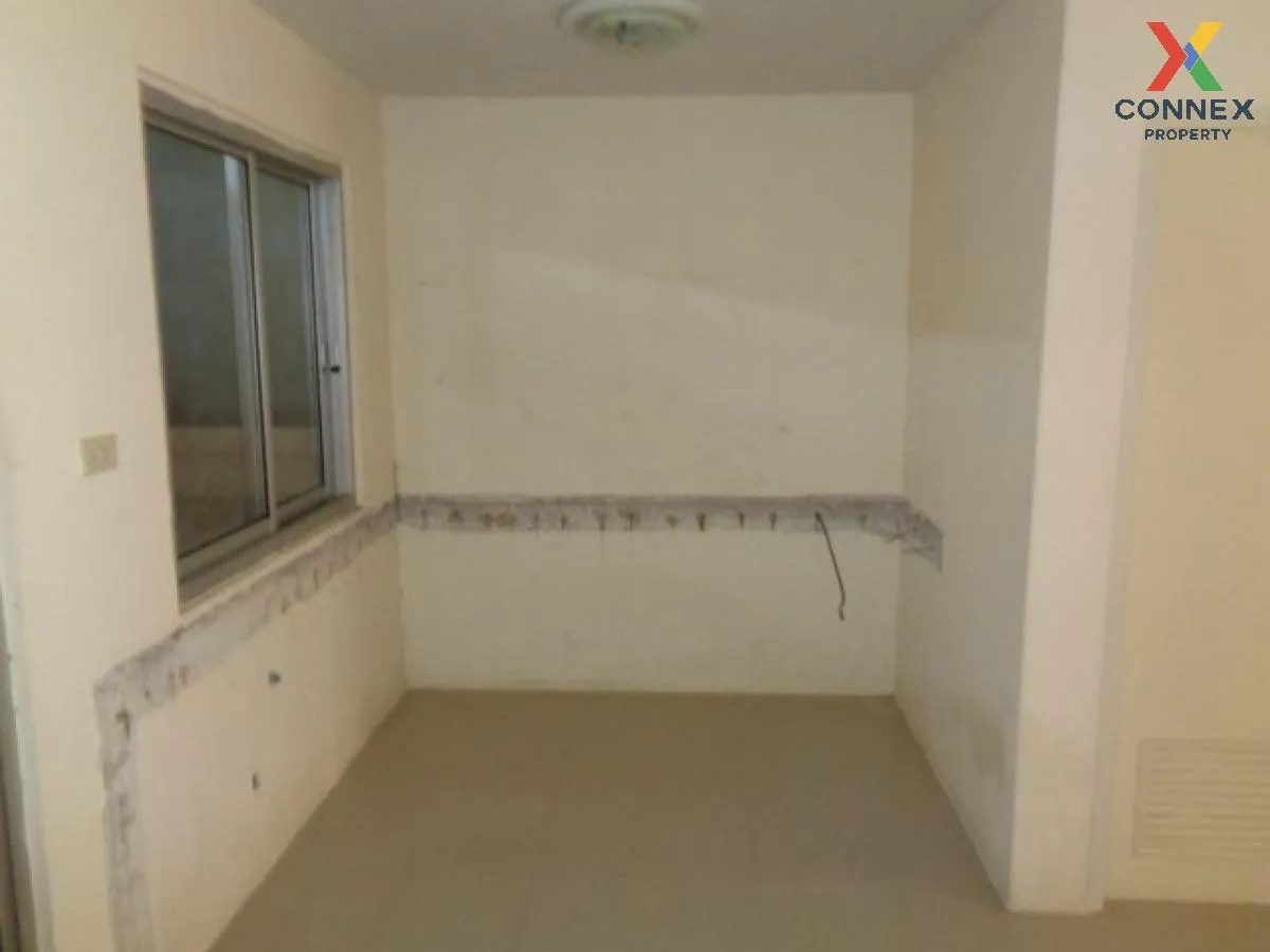 For Sale Townhouse/Townhome  , Baan Thai Villa , Bueng , Si Racha For Sale Townhouse/Townhome  , Baan Thai Villa , Bueng , Si Racha