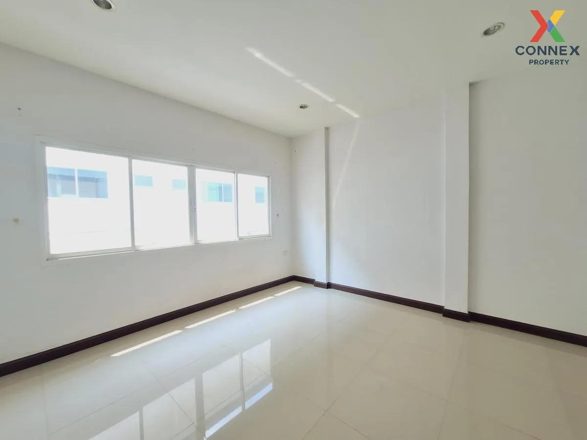 ขายทาวน์เฮ้าส์/ทาวน์โฮม  บูรพาแลนด์ หนองค้อ หนองขาม ศรีราชา ชลบุร ขายทาวน์เฮ้าส์/ทาวน์โฮม  บูรพาแลนด์ หนองค้อ หนองขาม ศรีราชา ชลบุร