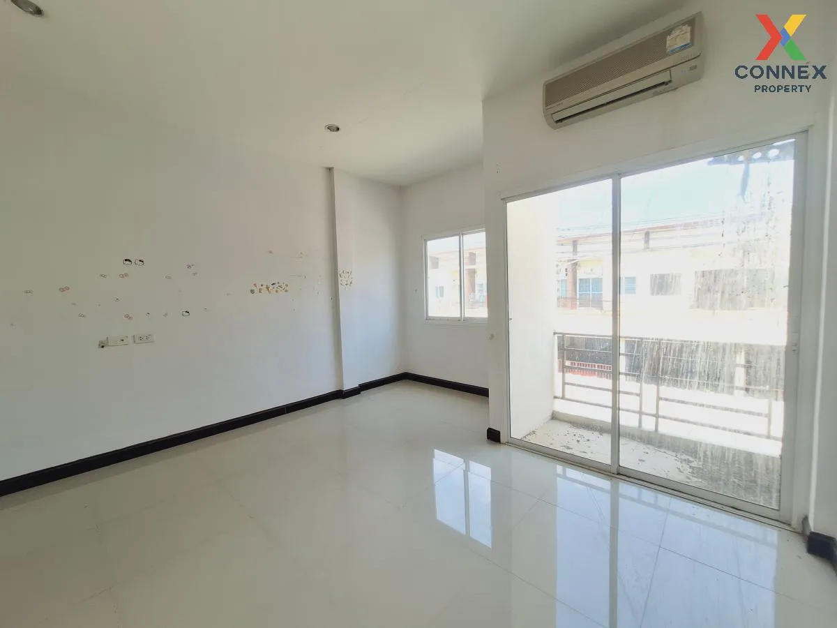 ขายทาวน์เฮ้าส์/ทาวน์โฮม  บูรพาแลนด์ หนองค้อ หนองขาม ศรีราชา ชลบุร ขายทาวน์เฮ้าส์/ทาวน์โฮม  บูรพาแลนด์ หนองค้อ หนองขาม ศรีราชา ชลบุร