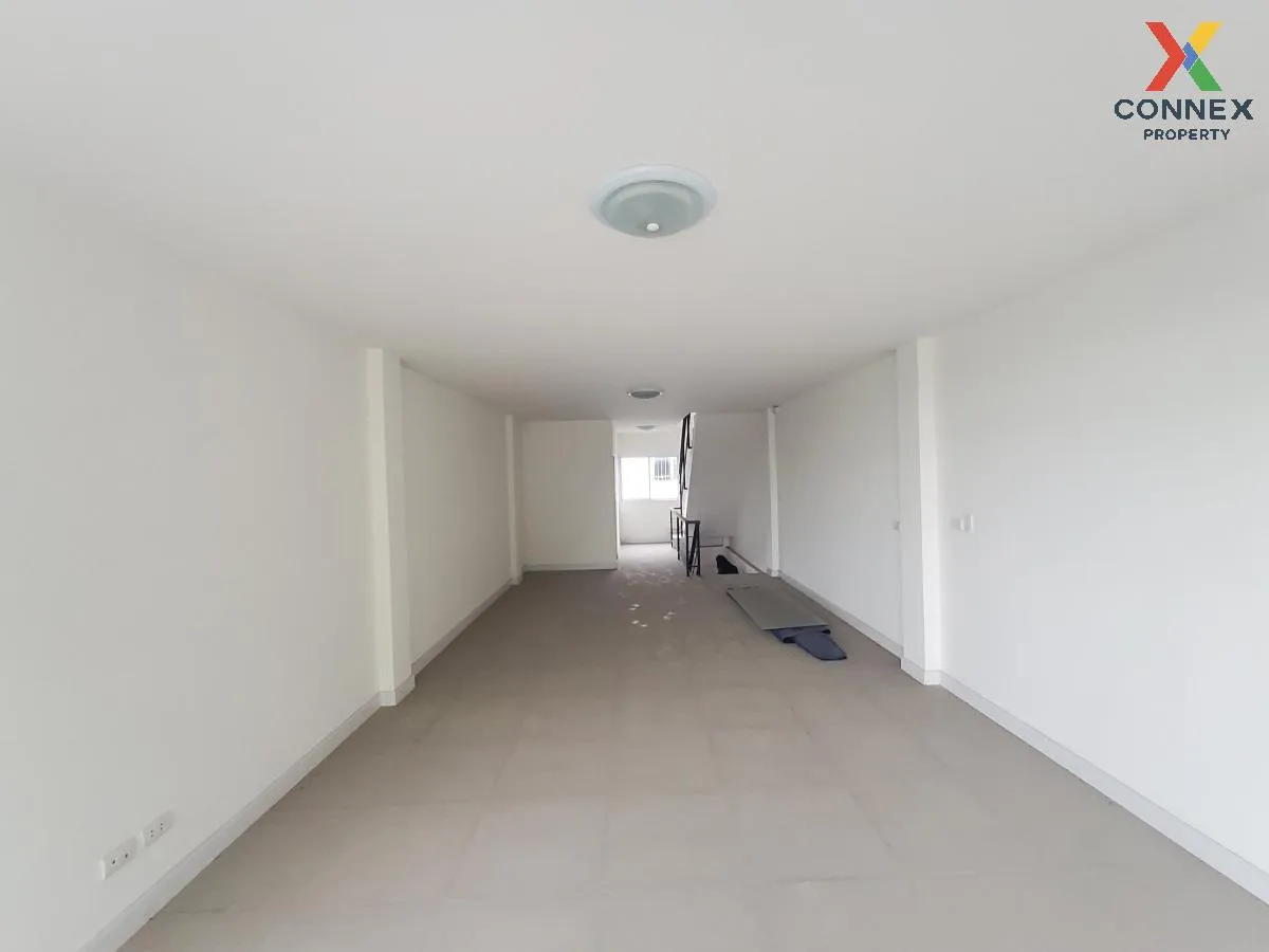 For Sale Commercial Building , The Living Sriracha , Surasak , Si 1