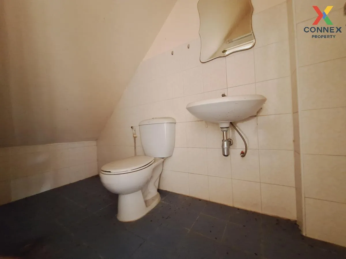 For Sale Commercial Building , Supromyen Condo View , Surasak , S For Sale Commercial Building , Supromyen Condo View , Surasak , S 4