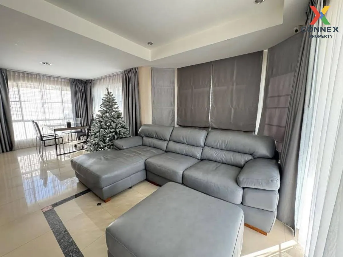 For Sale House , Nantawan Suvarnabhumi , wide frontage , Racha Th For Sale House , Nantawan Suvarnabhumi , wide frontage , Racha Th