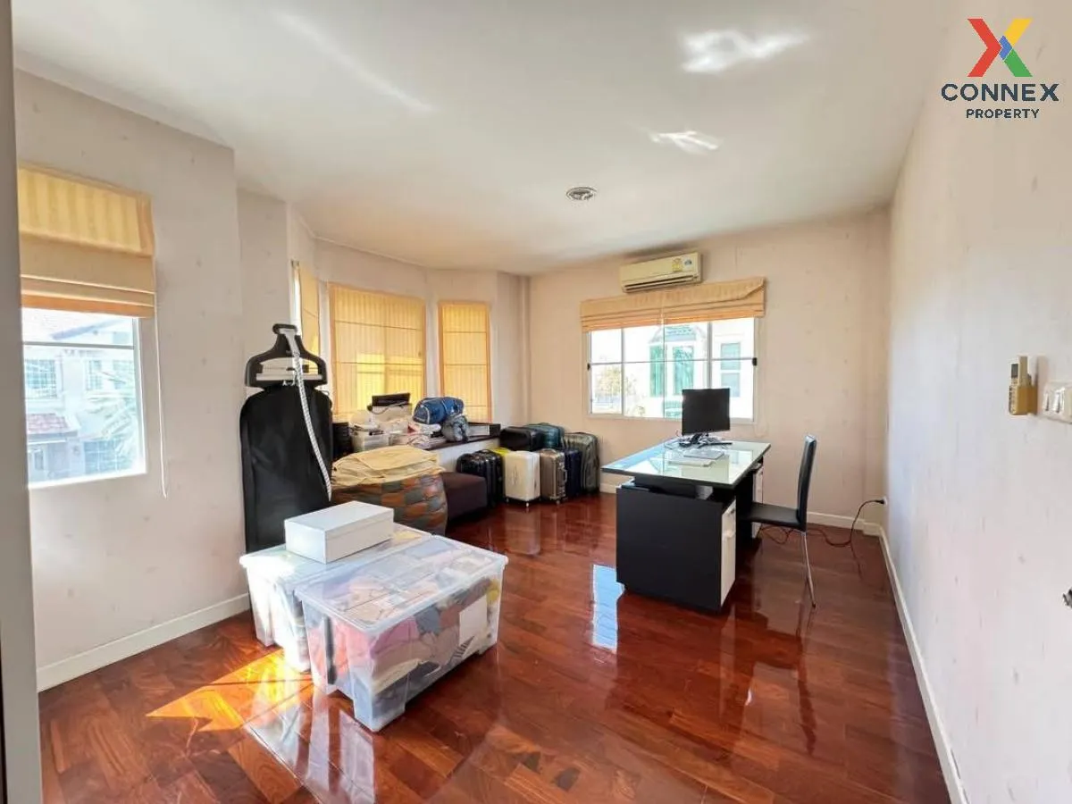 For Sale House , Nantawan Suvarnabhumi , wide frontage , Racha Th For Sale House , Nantawan Suvarnabhumi , wide frontage , Racha Th