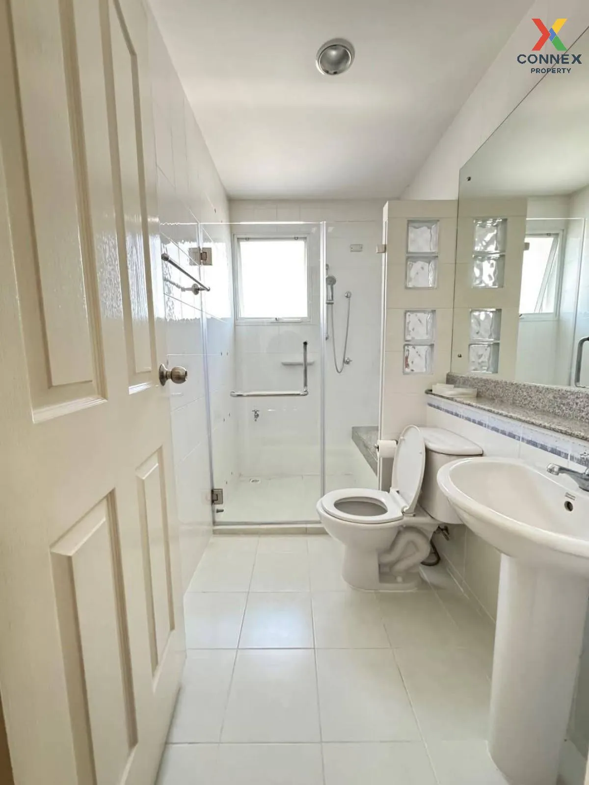 For Sale House , Nantawan Suvarnabhumi , wide frontage , Racha Th For Sale House , Nantawan Suvarnabhumi , wide frontage , Racha Th