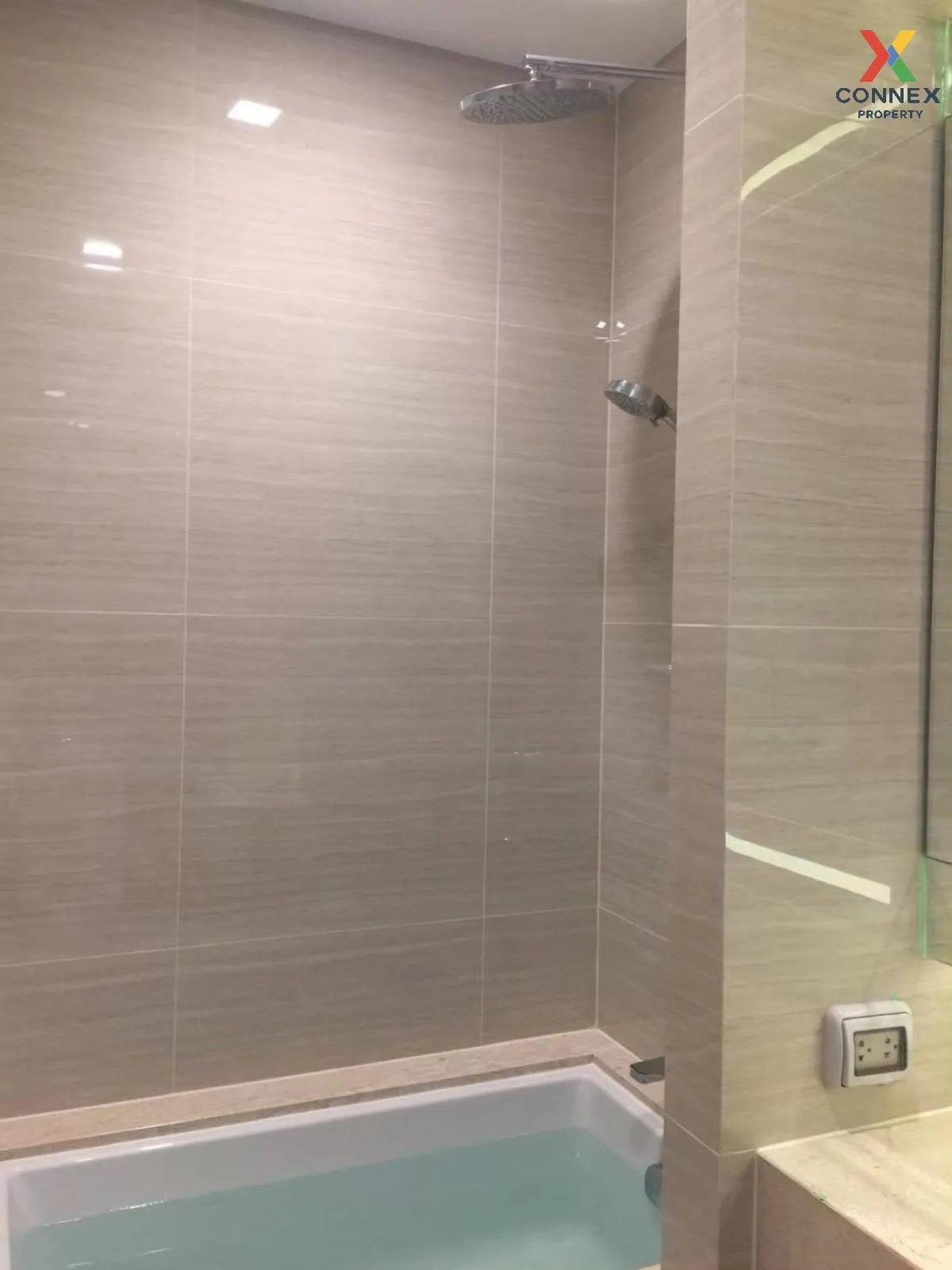 ขายคอนโด  โนเบิล บี 33 ชั้นสูง หน้ากว้าง BTS-พร้อมพงษ์ คลองเตยเหน ขายคอนโด  โนเบิล บี 33 ชั้นสูง หน้ากว้าง BTS-พร้อมพงษ์ คลองเตยเหน