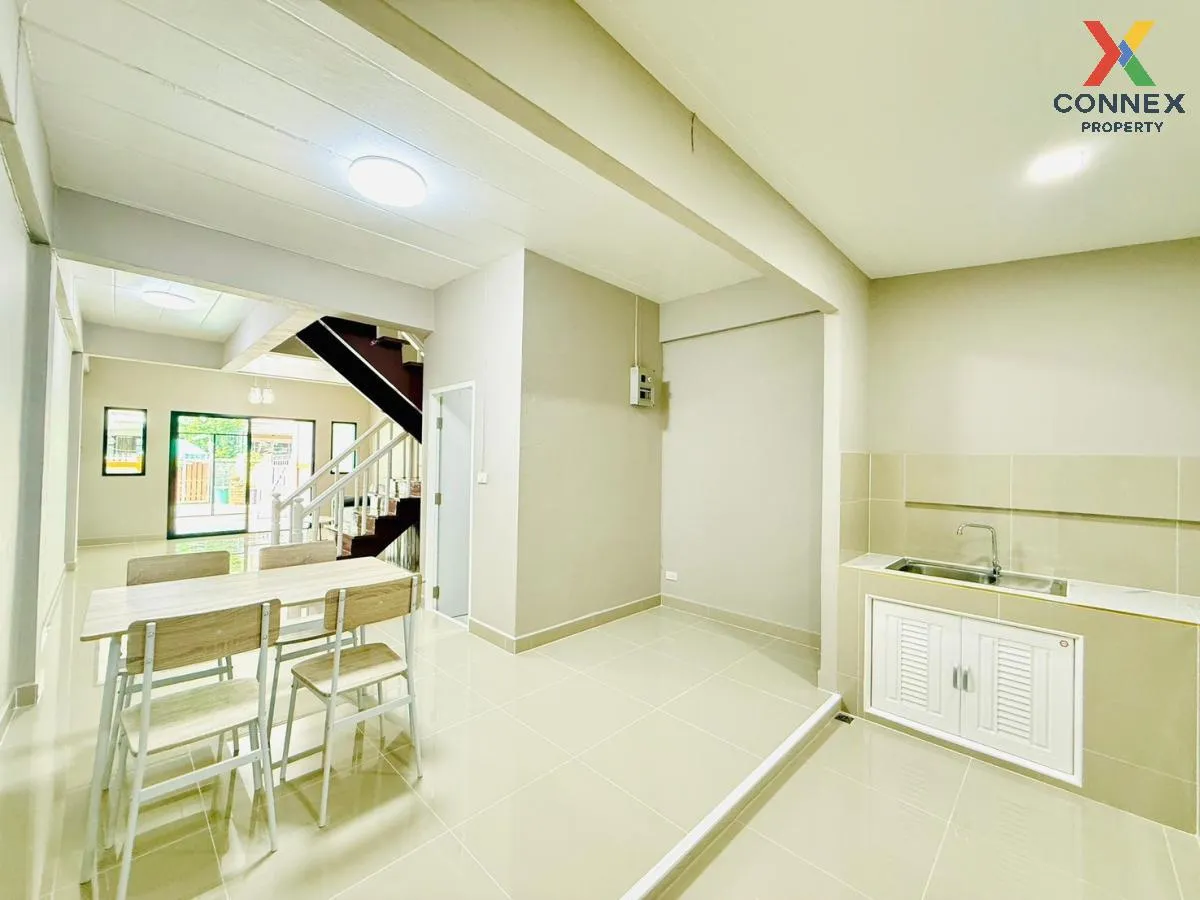 For Sale Townhouse/Townhome  , Baan Narisa Baan Kluay-Sai Noi , n