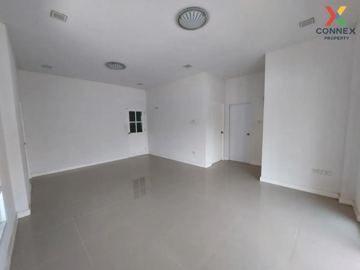 ขายบ้าน  บ้านอยู่สบาย เฟส 1 หน้ากว้าง มาบโป่ง พานทอง ชลบุรี CX-11