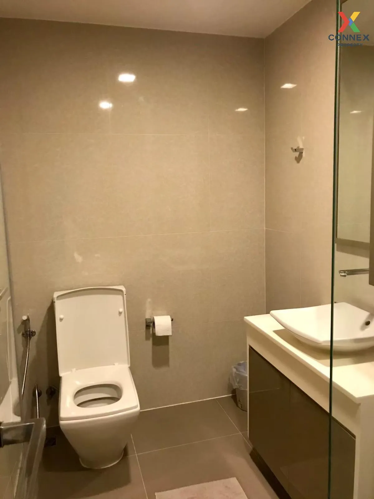 เช่าคอนโด  ลิฟ แอท 49 BTS-ทองหล่อ คลองตันเหนือ เขต วัฒนา กรุงเทพ 