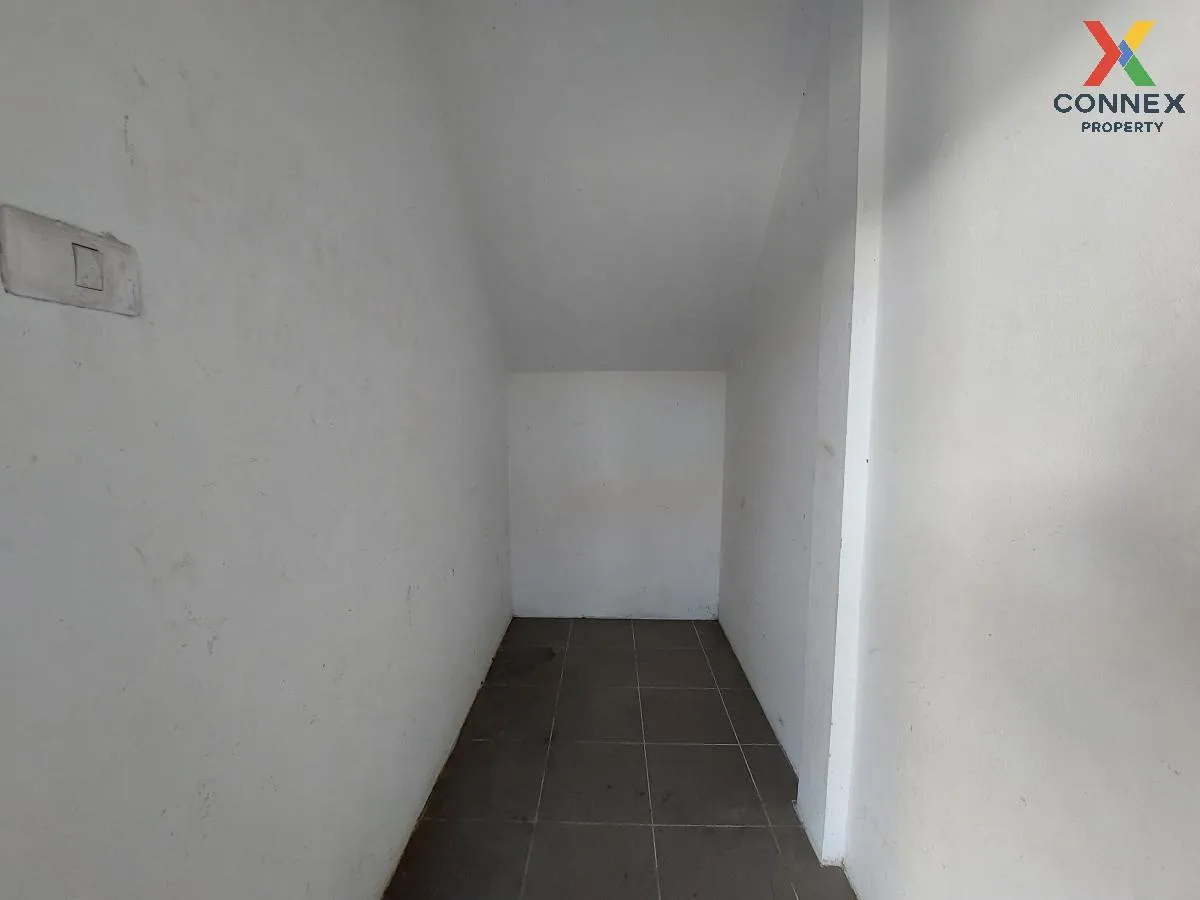 ขายทาวน์เฮ้าส์/ทาวน์โฮม  ทรัพย์รุ่งเรือง ซิตี้ 2 บ้านเก่า พานทอง 