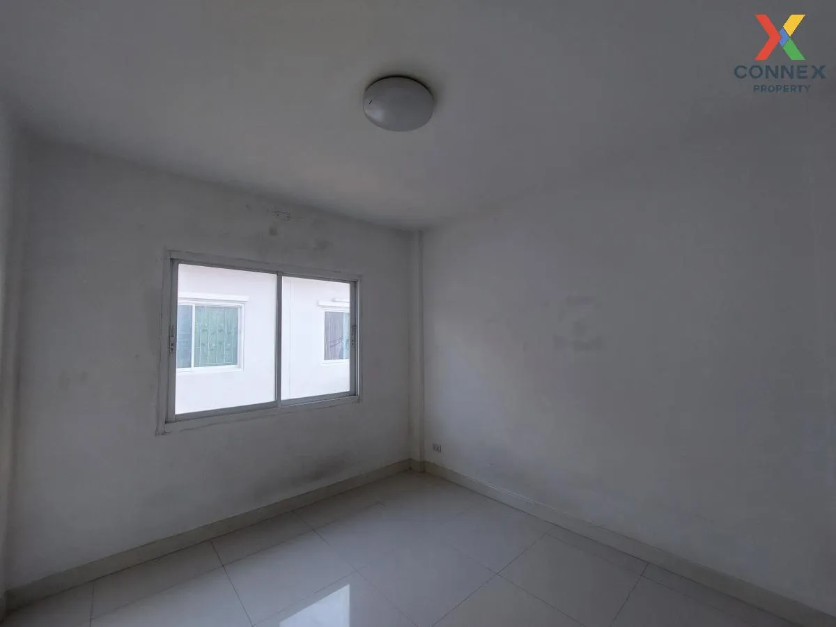 ขายทาวน์เฮ้าส์/ทาวน์โฮม  ทรัพย์รุ่งเรือง ซิตี้ 2 บ้านเก่า พานทอง 