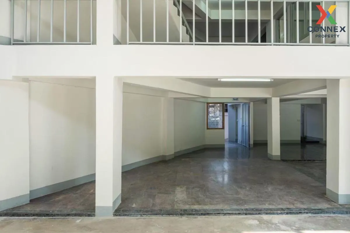 ขายอาคารพาณิชย์ 3 คูหา 3 ชั้นครึ่ง วัดเกต เมืองเชียงใหม่ เชียงใหม 4