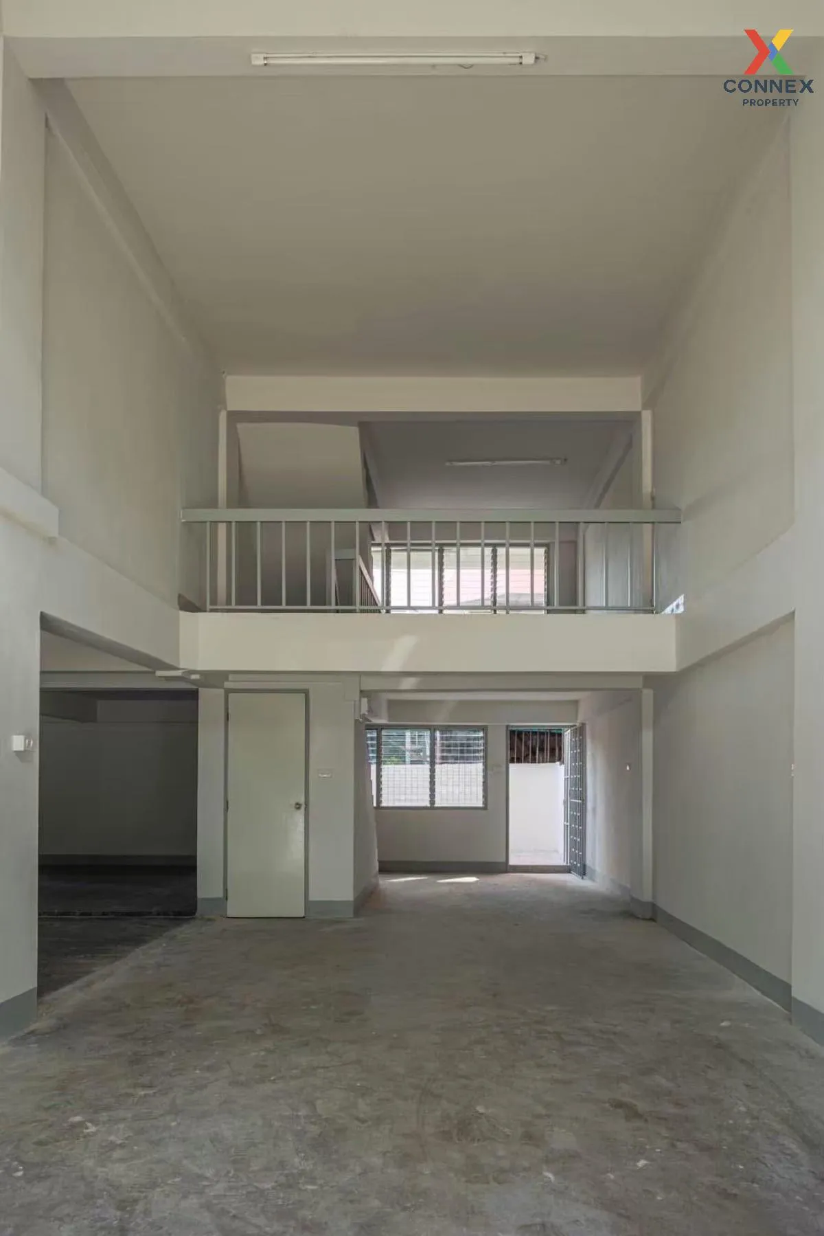 ขายอาคารพาณิชย์ 3 คูหา 3 ชั้นครึ่ง วัดเกต เมืองเชียงใหม่ เชียงใหม