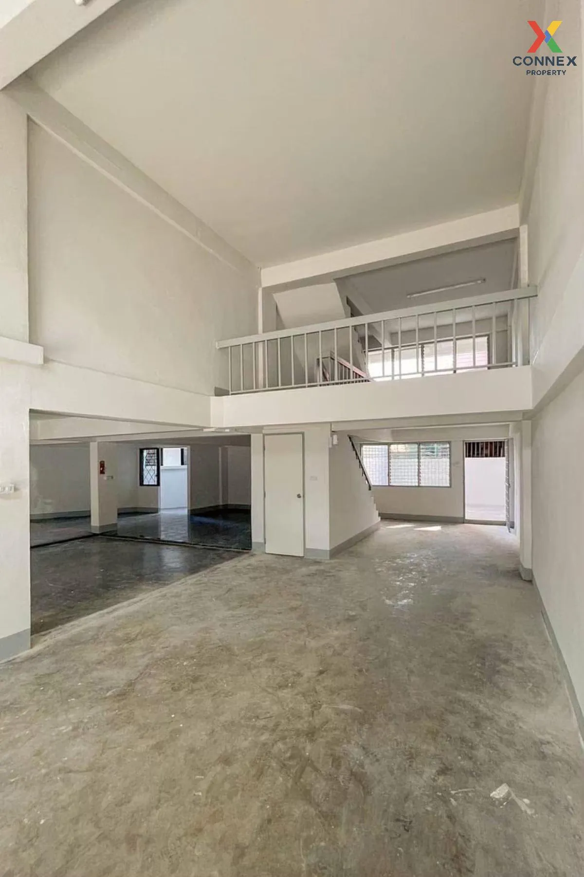 ขายอาคารพาณิชย์ 3 คูหา 3 ชั้นครึ่ง วัดเกต เมืองเชียงใหม่ เชียงใหม