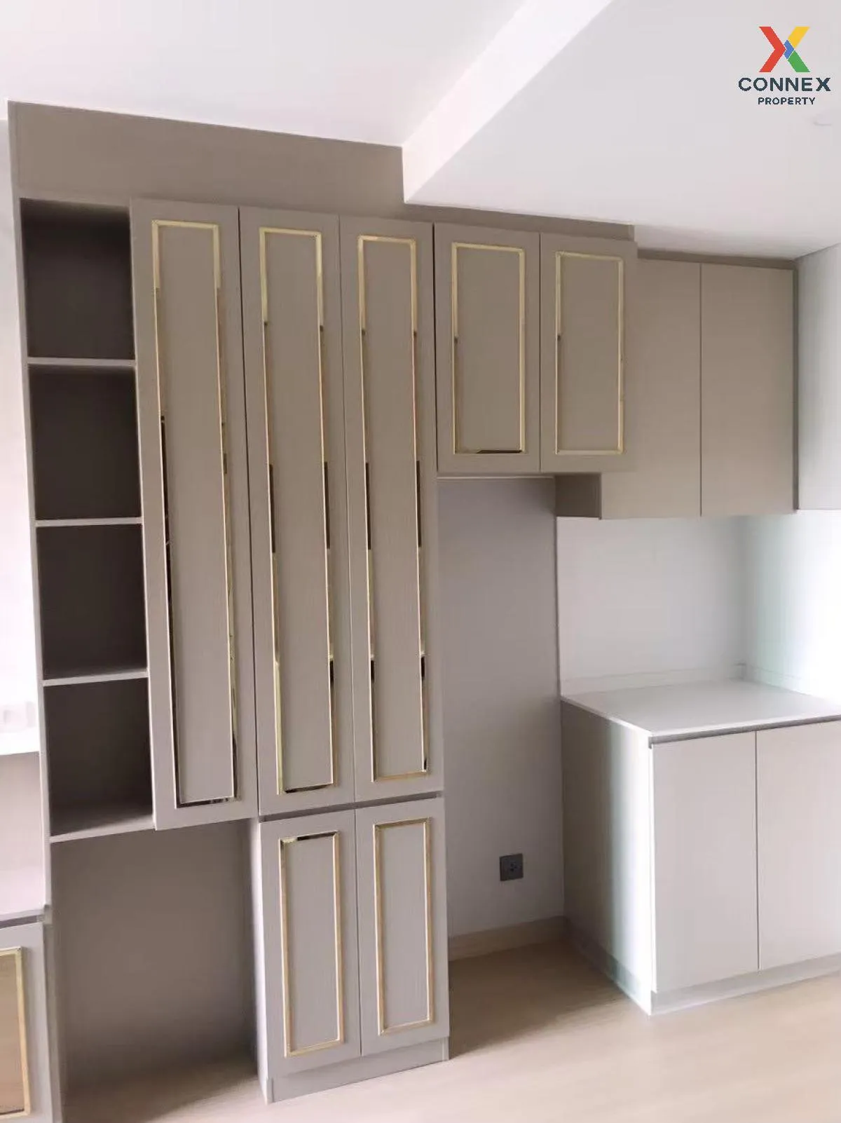 เช่าคอนโด  ลุมพินี สวีท เพชรบุรี - มักกะสัน MRT-เพชรบุรี มักกะสัน