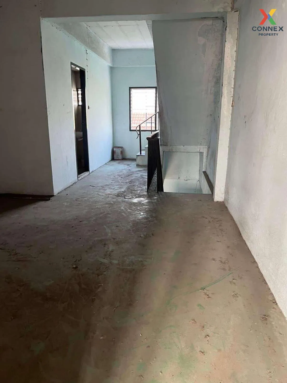 ขายขายอาคารพาณิชย์ อยู่ถนนร่มเกล้า 25/3 คลองสามประเวศ เขต ลาดกระบ 4