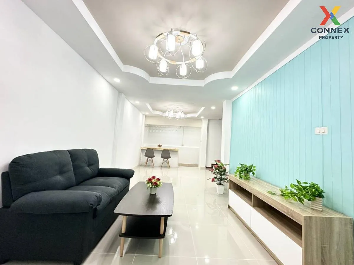 ขายทาวน์เฮ้าส์/ทาวน์โฮม  บ้านบัวทอง 4 บ้านกล้วย-ไทรน้อย รีโนเวทให