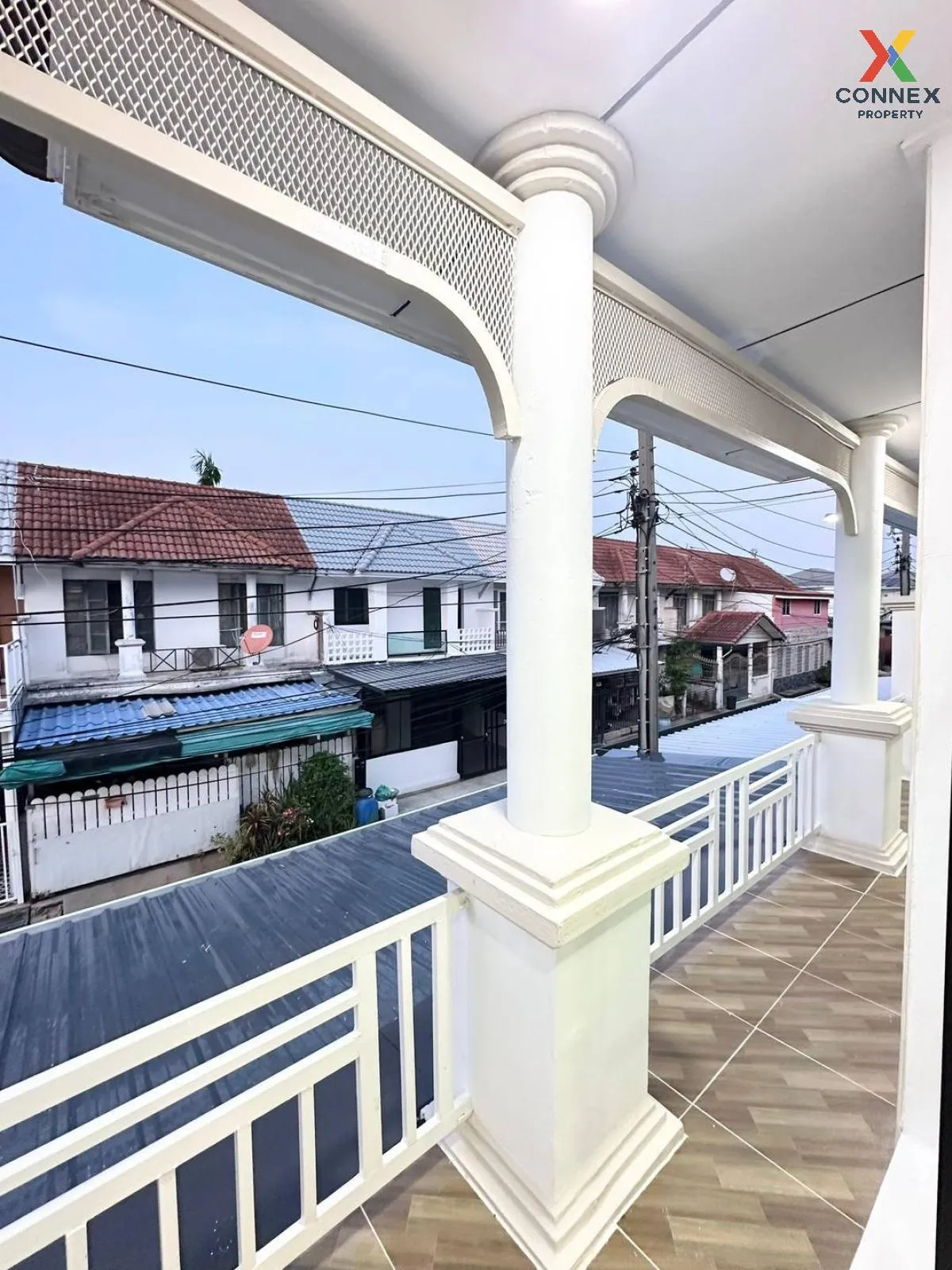 ขายทาวน์เฮ้าส์/ทาวน์โฮม  บ้านบัวทอง 4 บ้านกล้วย-ไทรน้อย รีโนเวทให