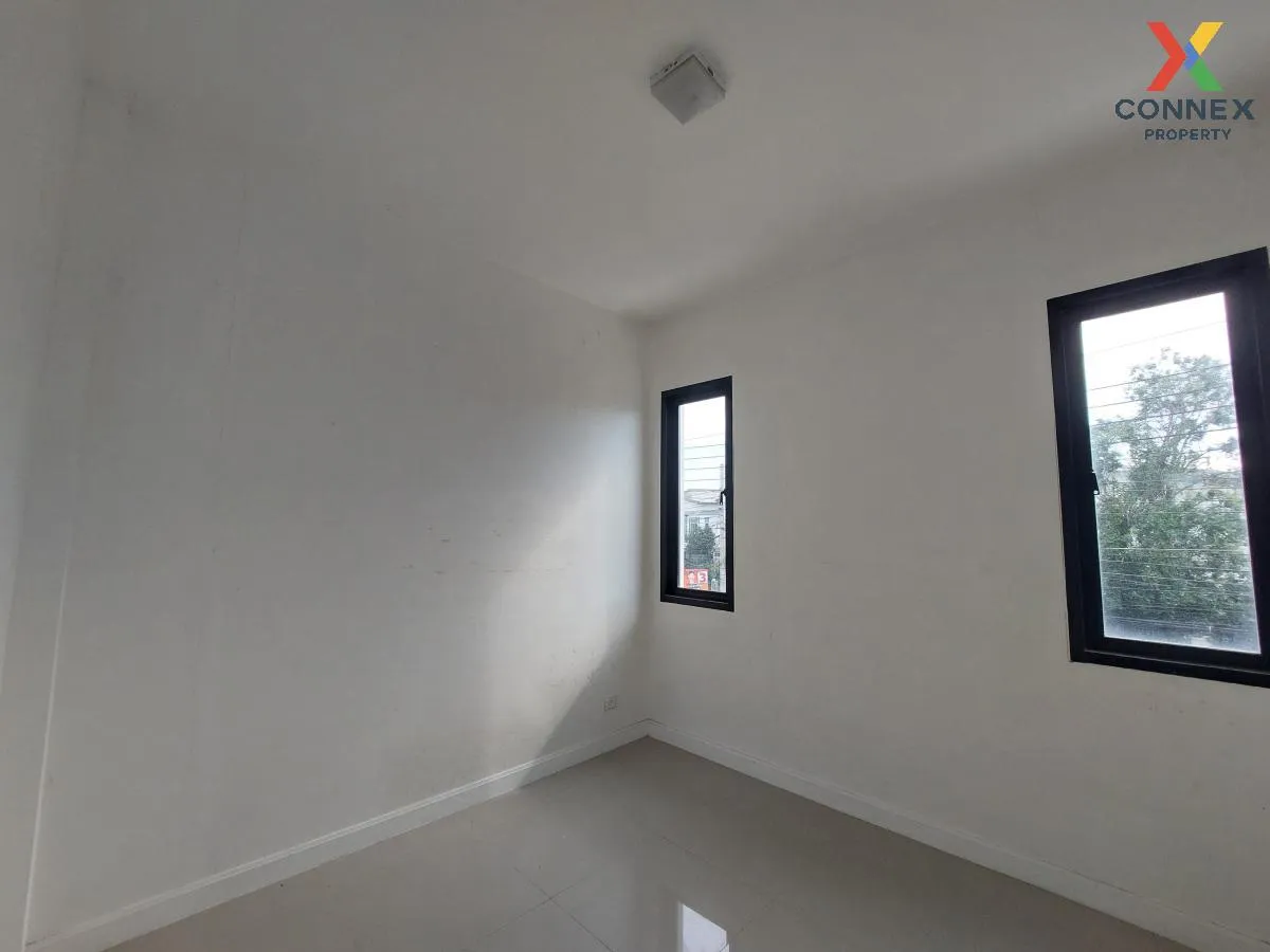 ขายทาวน์เฮ้าส์/ทาวน์โฮม  ไฮท์ ลิฟวิ่ง หนองกะขะ พานทอง ชลบุรี CX-1