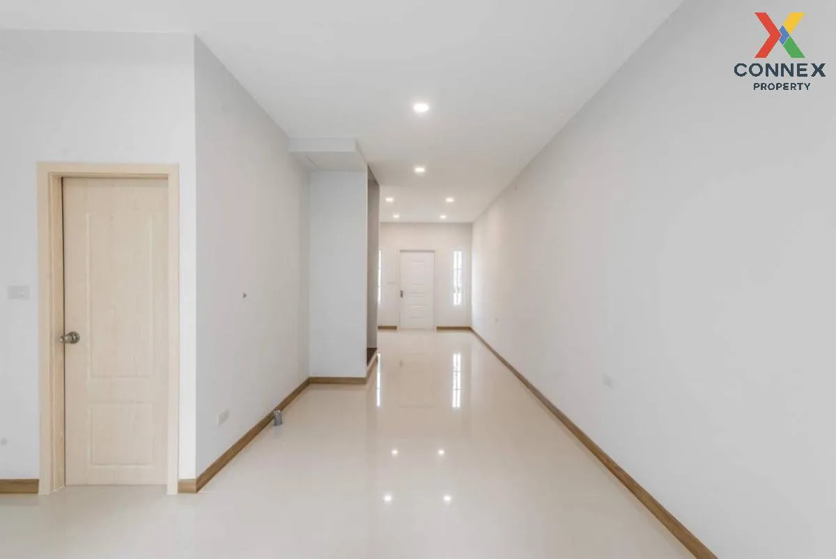 For Sale Townhouse/Townhome  , British Place Pinklao-Sai 5 , Bang For Sale Townhouse/Townhome  , British Place Pinklao-Sai 5 , Bang 3