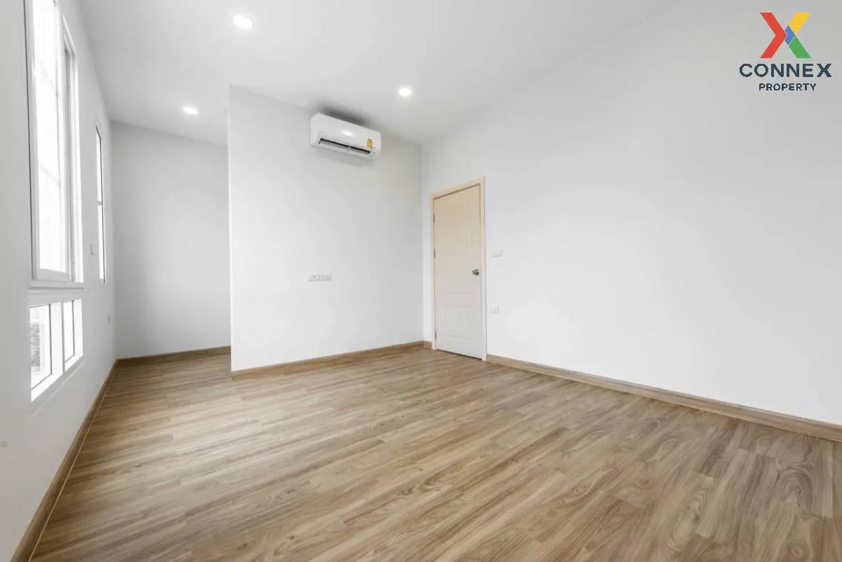 For Sale Townhouse/Townhome  , British Place Pinklao-Sai 5 , Bang For Sale Townhouse/Townhome  , British Place Pinklao-Sai 5 , Bang