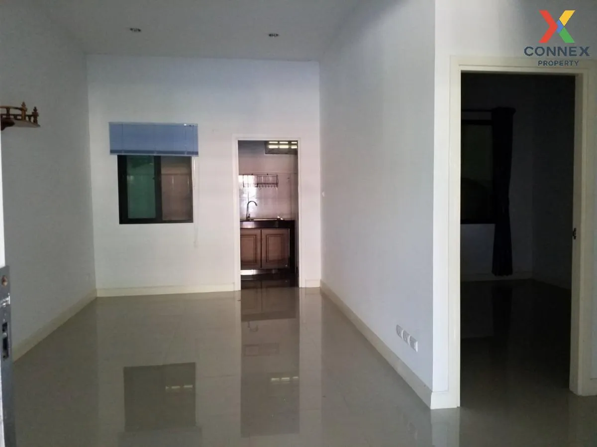 For Sale Townhouse/Townhome  , My Pround Panatnikom , Namatum , P