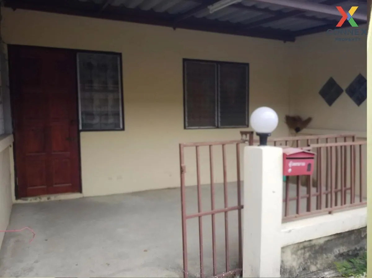 For Sale 1 - storey Townhouse 60 sq m. Sattahip Sukhumvit 45 Satt 2