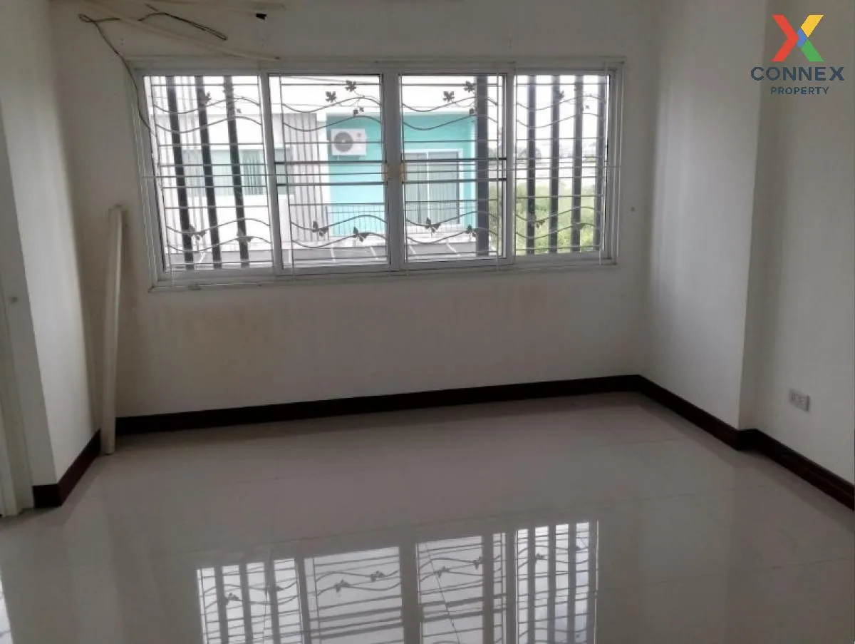 ขายทาวน์เฮ้าส์/ทาวน์โฮม  บ้านอุ่นไอรัก หนองไม้แดง-อมตะ หนองไม้แดง