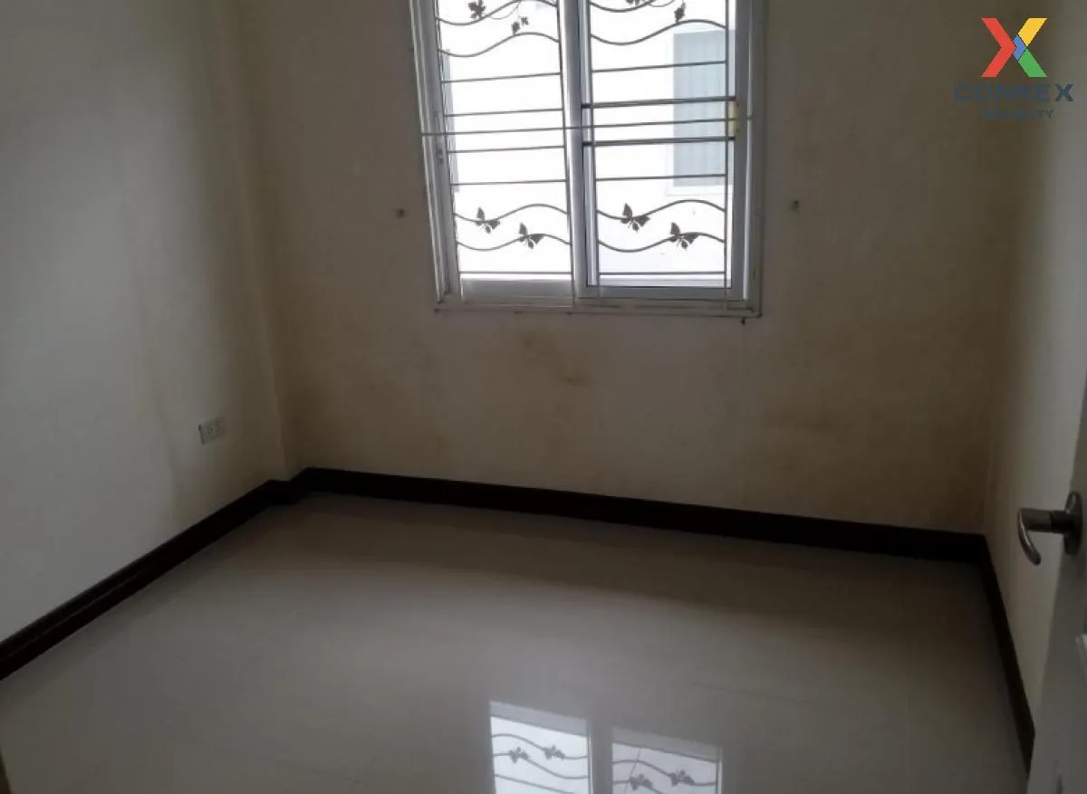 ขายทาวน์เฮ้าส์/ทาวน์โฮม  บ้านอุ่นไอรัก หนองไม้แดง-อมตะ หนองไม้แดง