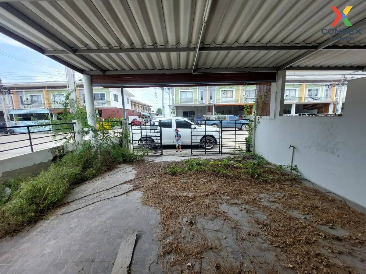 ขายทาวน์เฮ้าส์/ทาวน์โฮม  แฟมิลี่ซิตี้ พานทอง หนองกะขะ พานทอง ชลบุ