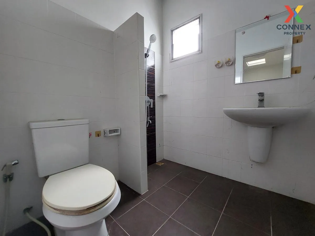 ขายทาวน์เฮ้าส์/ทาวน์โฮม  พรีซีโอ พลัสวัน อมตะนคร-หนองตำลึง หนองตำ