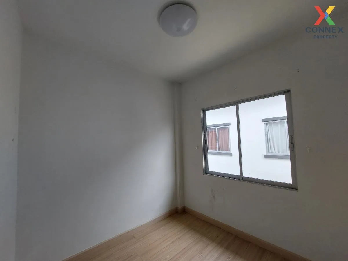 ขายทาวน์เฮ้าส์/ทาวน์โฮม  พรีซีโอ พลัสวัน อมตะนคร-หนองตำลึง หนองตำ