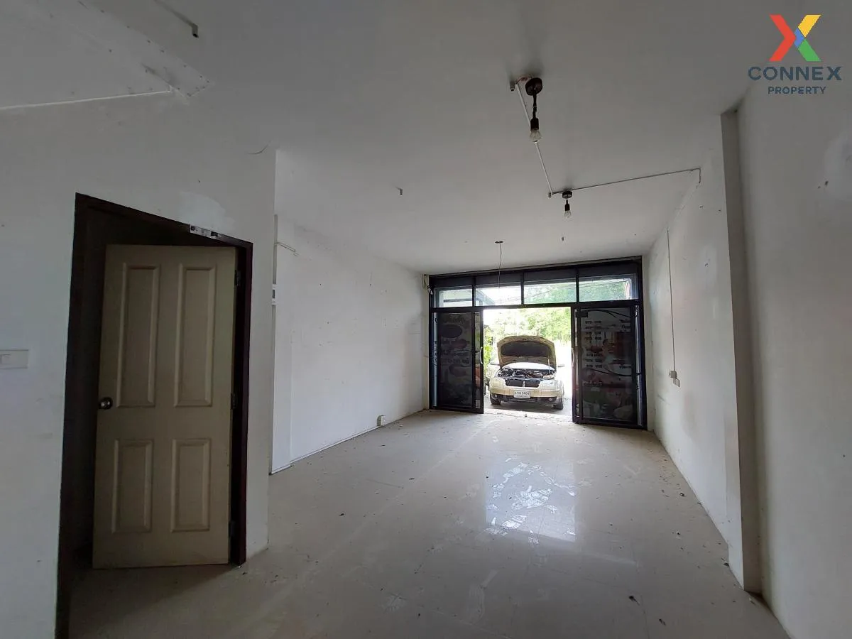 ขายทาวน์เฮ้าส์/ทาวน์โฮม  ไอวี่ เวิร์ค สำนักบก เมืองชลบุรี ชลบุรี 